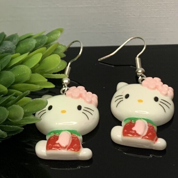 Hello Kitty Earring, Kitty Earring, Cat Earring, Sanrio Earring, Gift idea, Cat - Picture 3 of 8